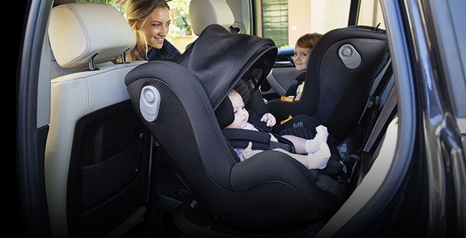 Come posizionare il seggiolino auto?